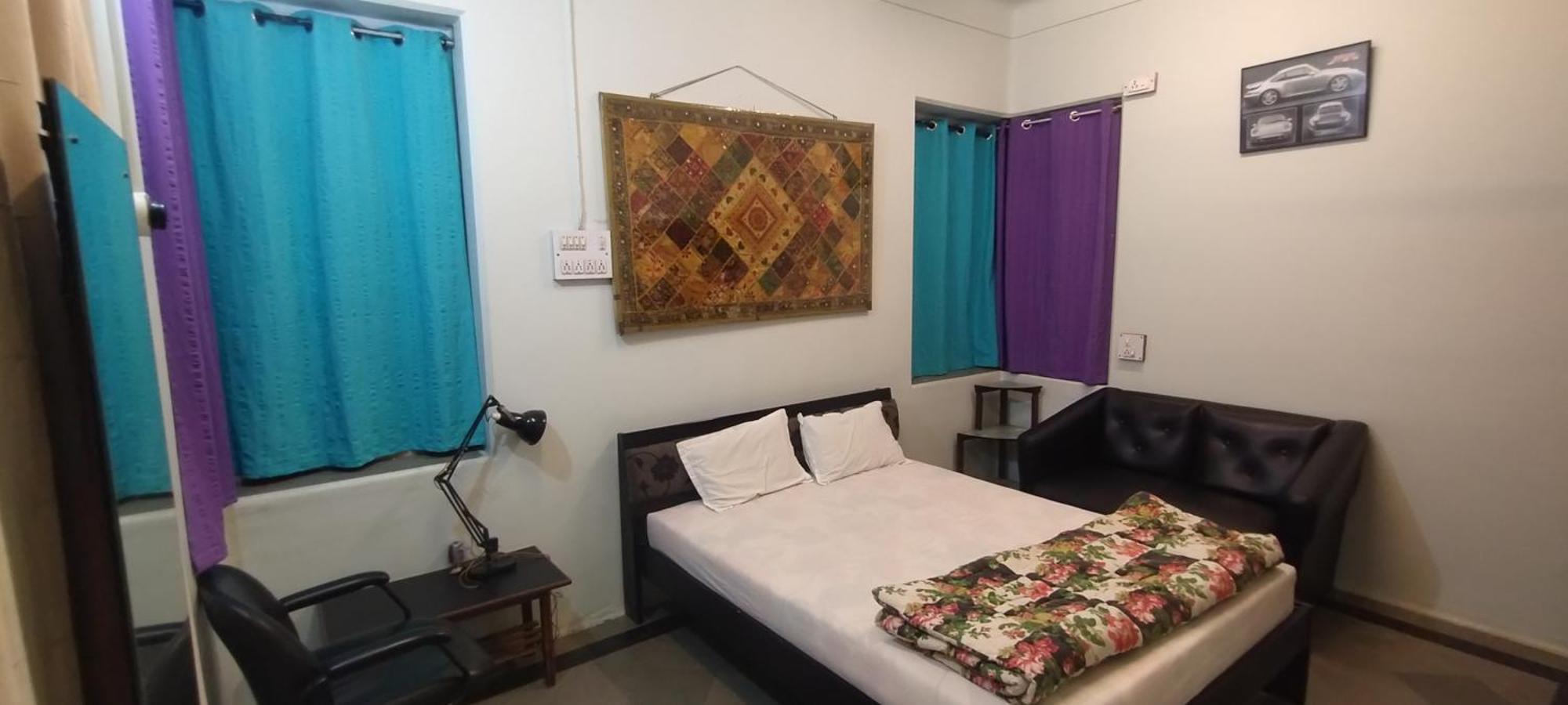 Madhav Bhavan Guest House Pune Eksteriør billede