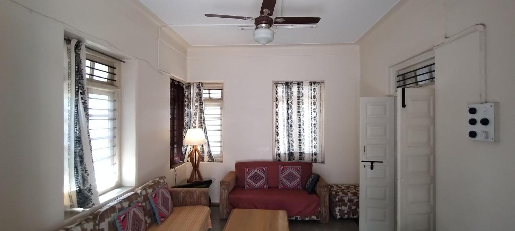 Madhav Bhavan Guest House Pune Eksteriør billede