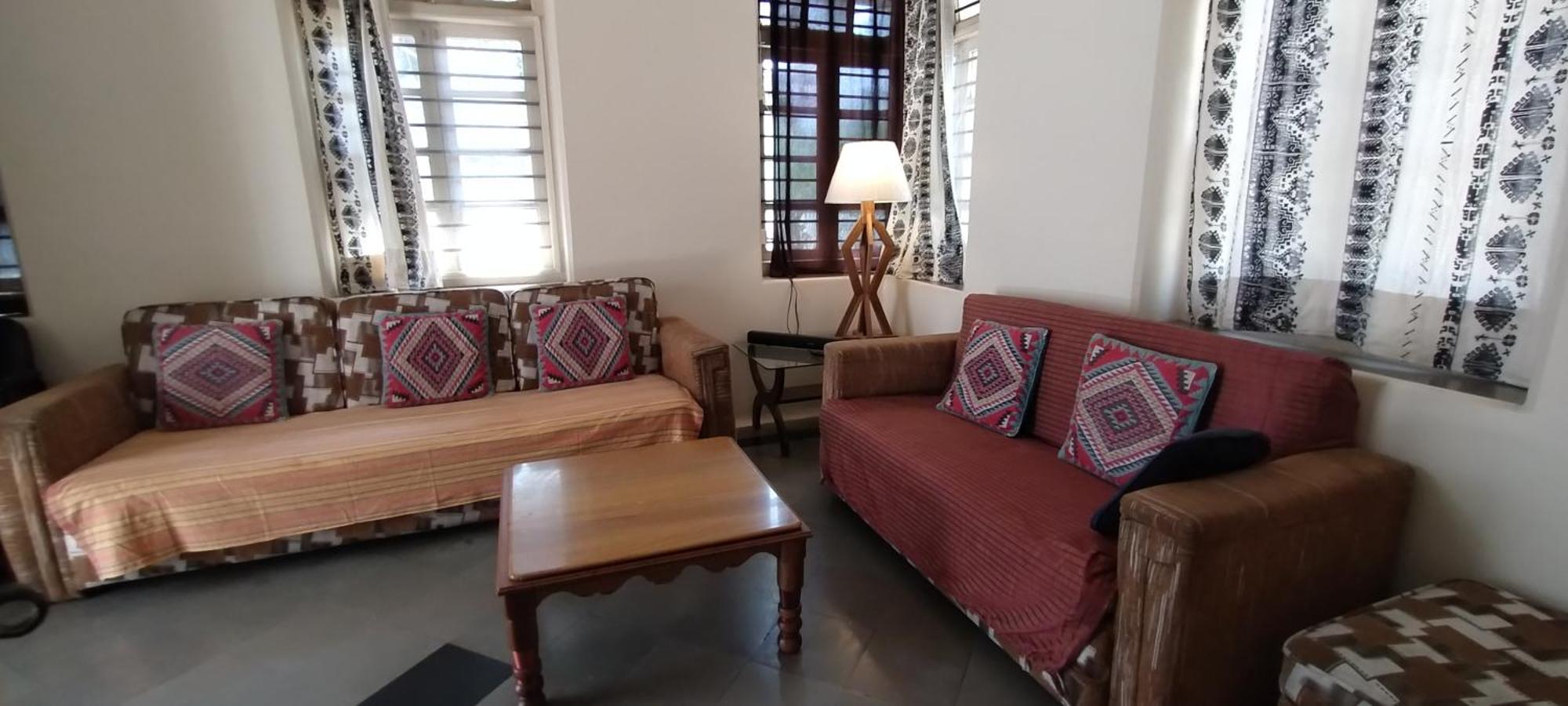 Madhav Bhavan Guest House Pune Eksteriør billede