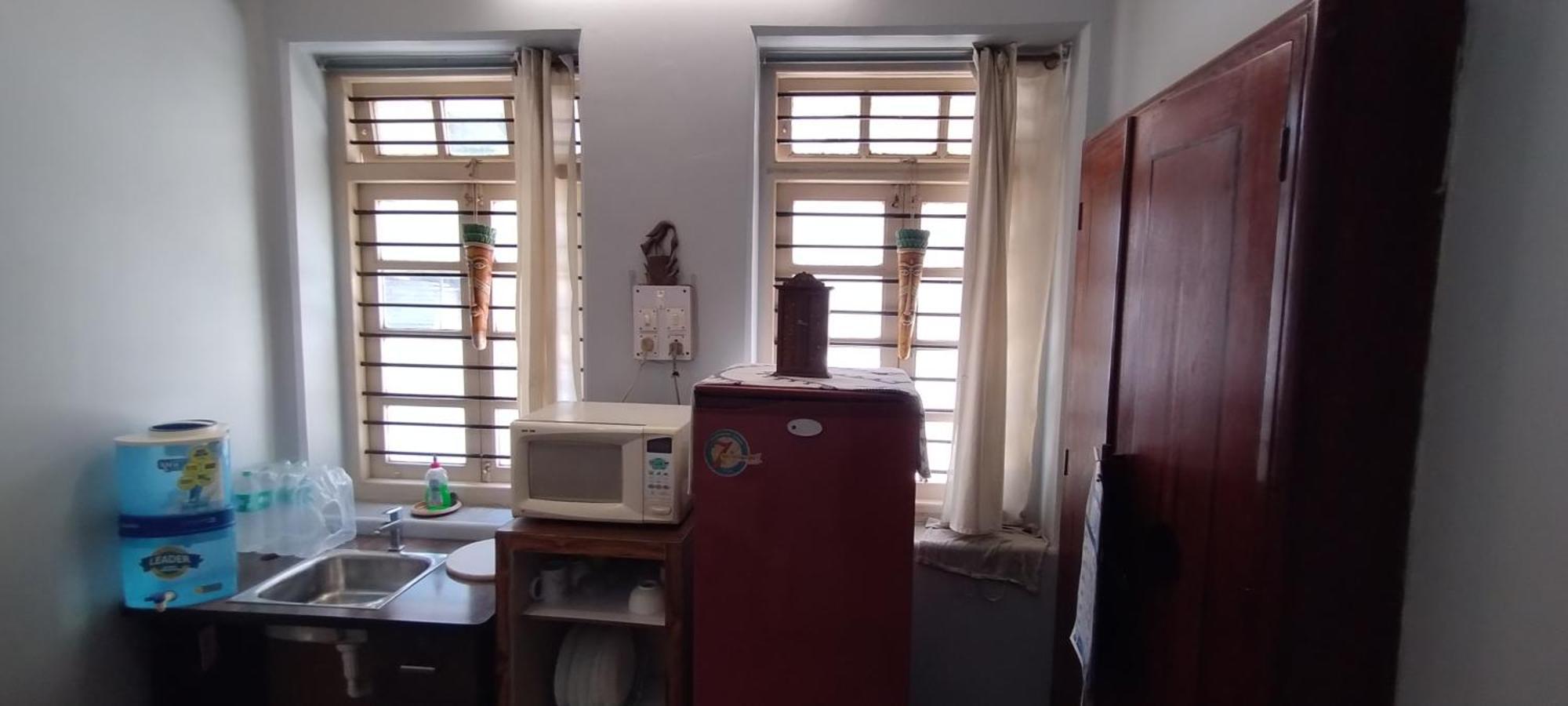 Madhav Bhavan Guest House Pune Eksteriør billede
